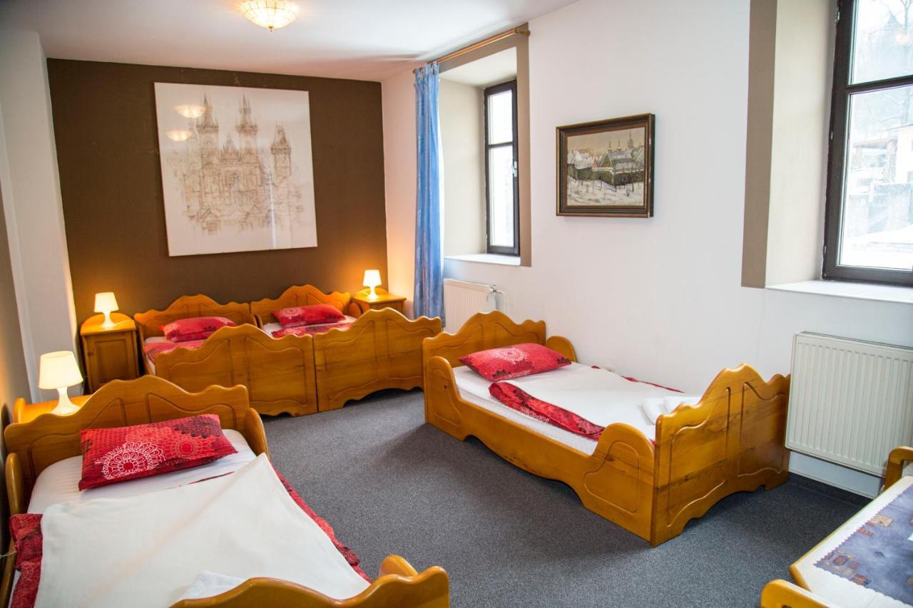 Hotel U Mesta Prahy Náchod エクステリア 写真
